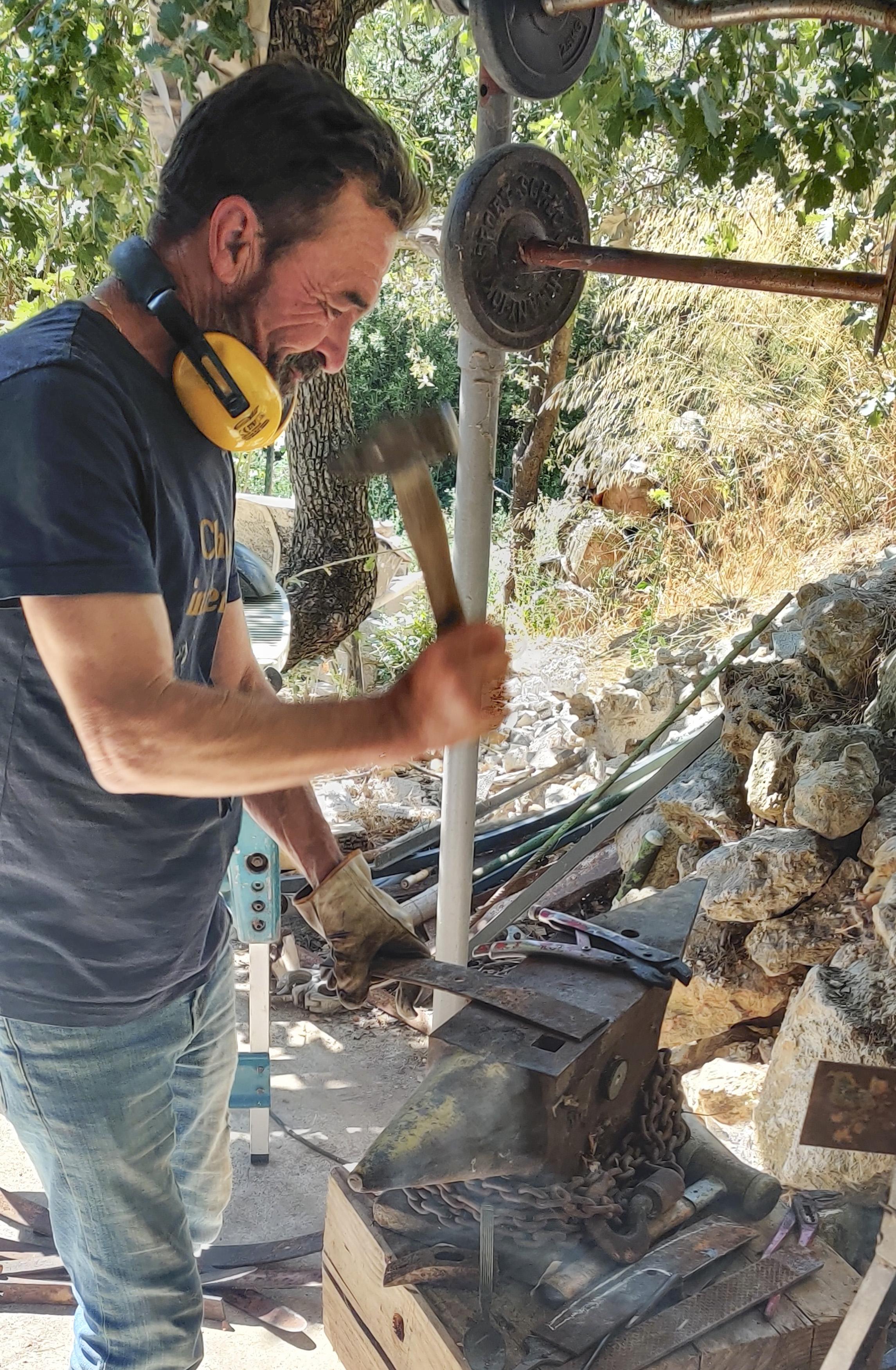 Forging courses: Your knife, forged by you